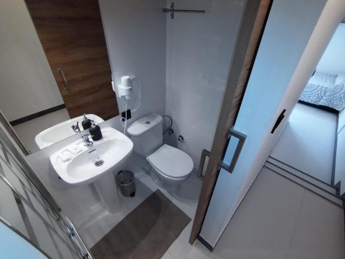 Estudio Con 2 Plantas - Puerta Del Sol Madrid Kültér fotó