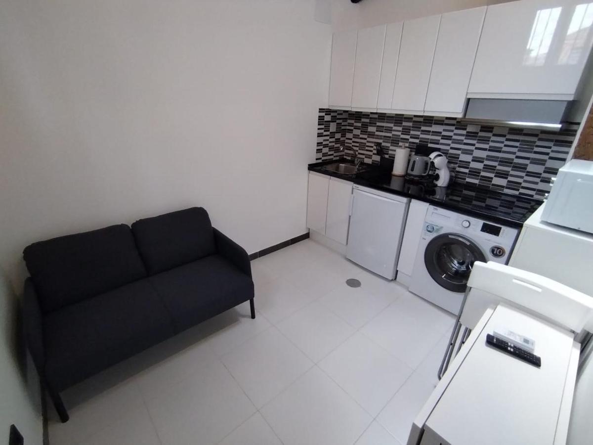 Estudio Con 2 Plantas - Puerta Del Sol Madrid Kültér fotó