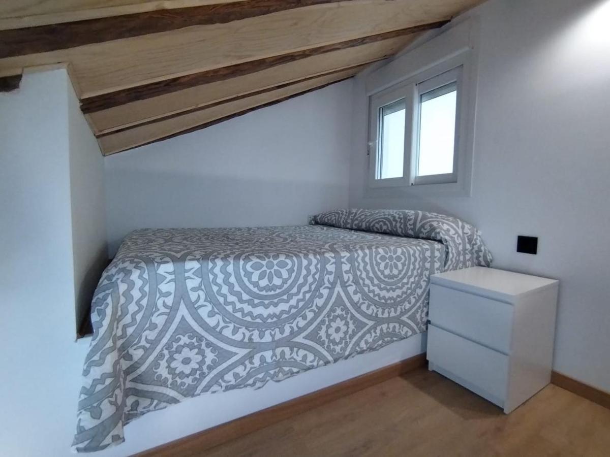Estudio Con 2 Plantas - Puerta Del Sol Madrid Kültér fotó
